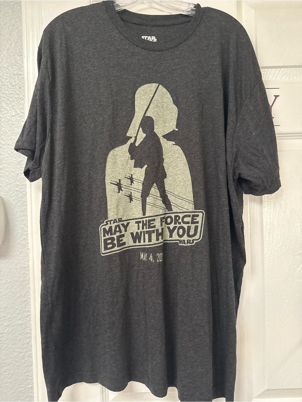 Star Wars Dark Gray Short Sleeve Tee with Light Graphic